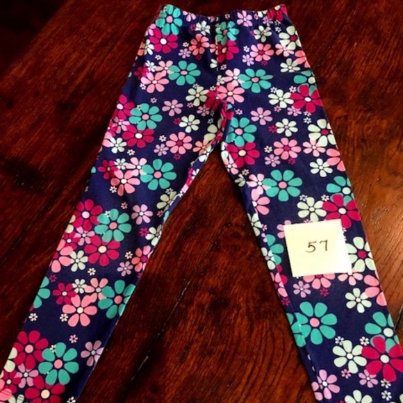 #57 - Kelly's Kids Pants - Size 6 - Picture 1 of 1